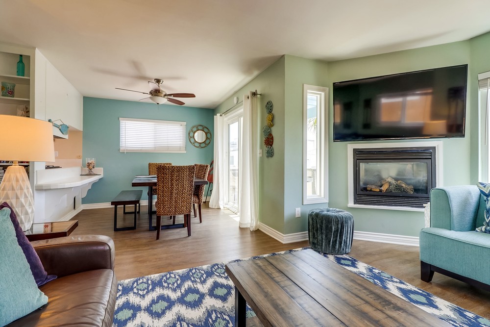 Virtual tour photo 37 of 68 for 814-816 Jamaica Ct