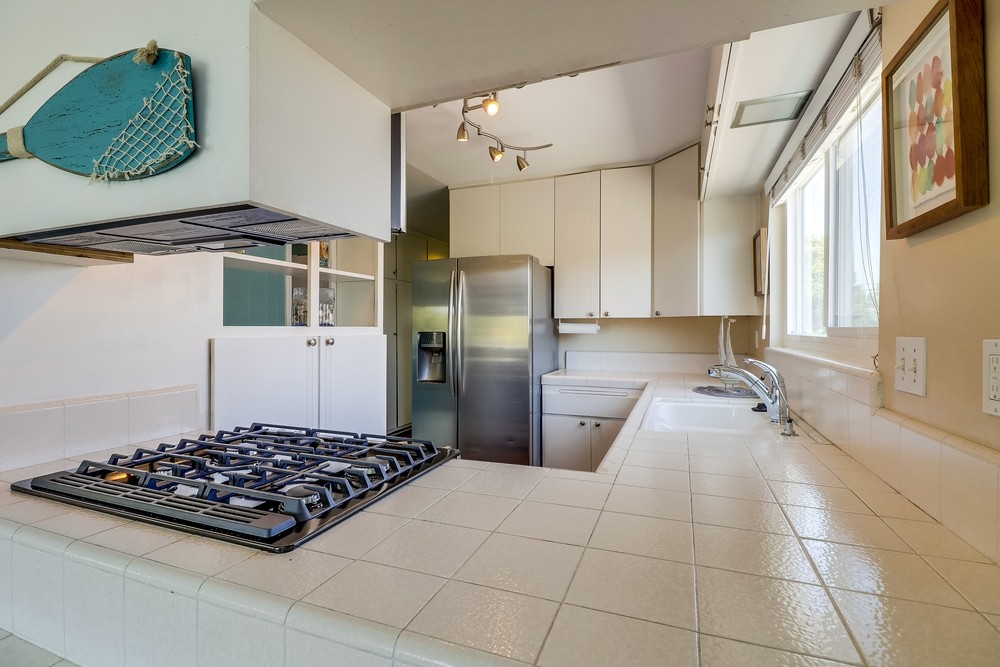 Virtual tour photo 42 of 68 for 814-816 Jamaica Ct