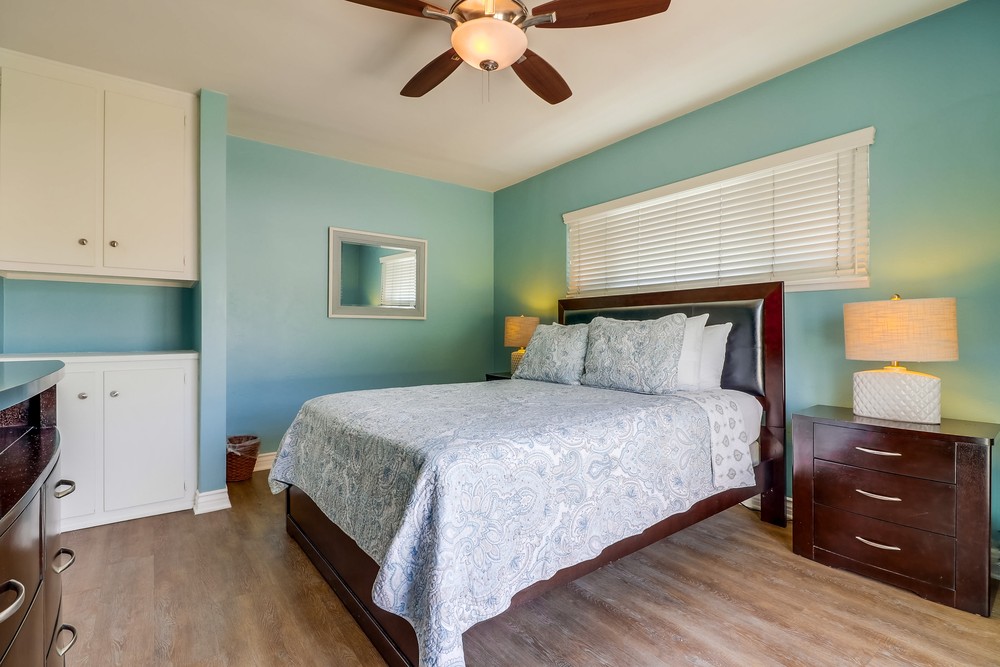 Virtual tour photo 62 of 68 for 814-816 Jamaica Ct