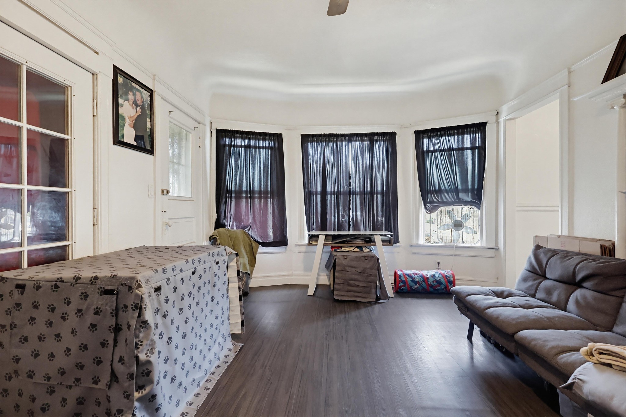 Virtual tour photo 6 of 49 for 814 E 41st St