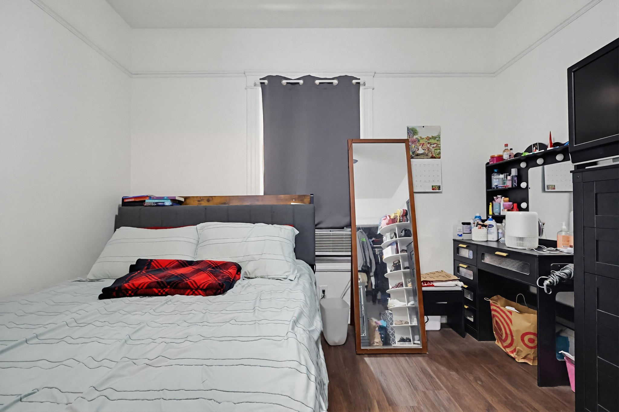 Virtual tour photo 20 of 49 for 814 E 41st St