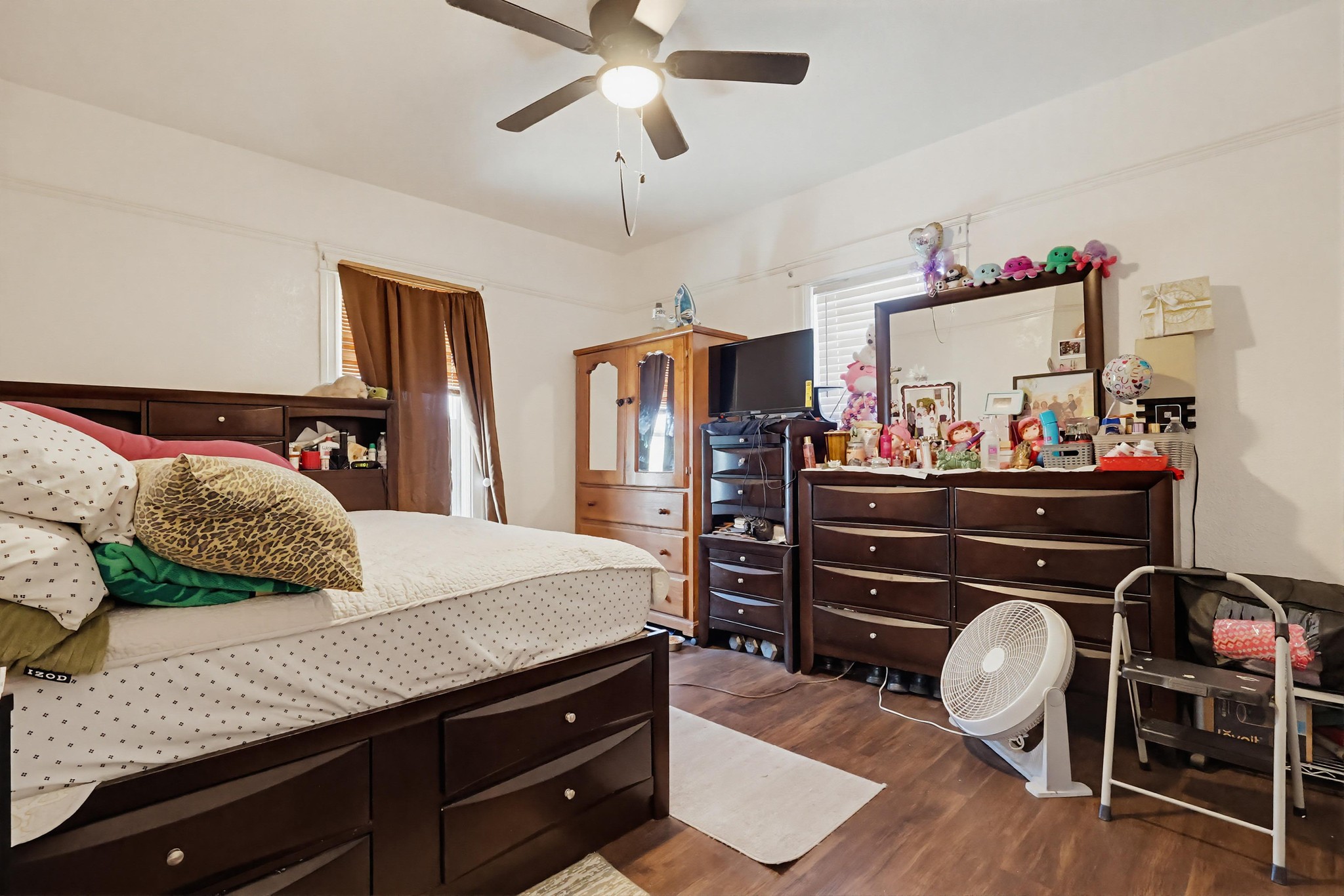 Virtual tour photo 32 of 49 for 814 E 41st St