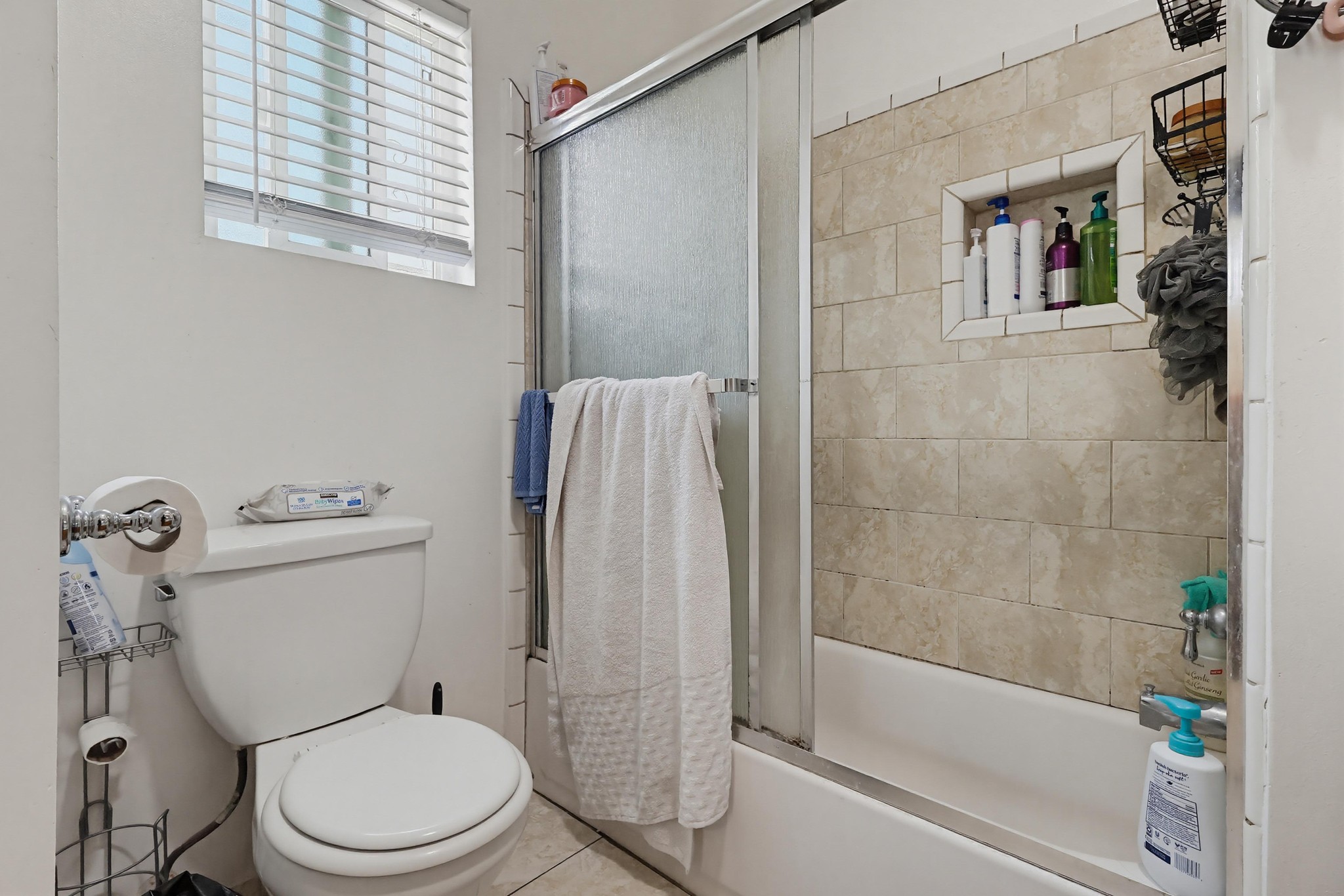 Virtual tour photo 40 of 49 for 814 E 41st St