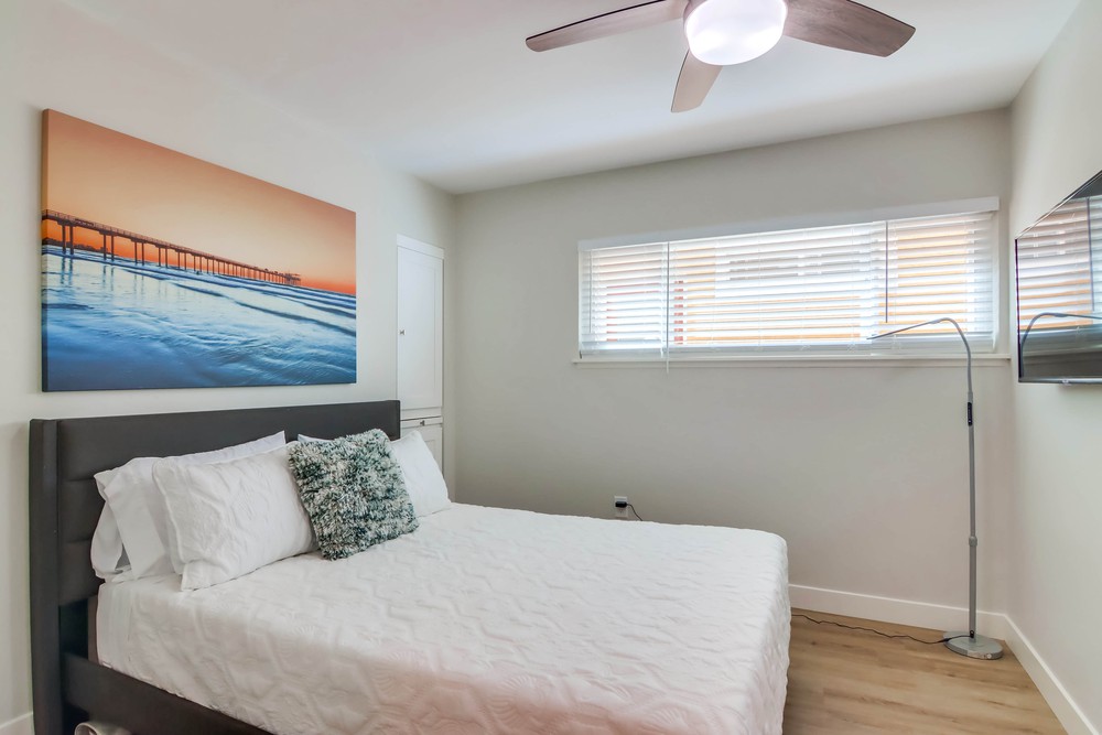 Virtual tour photo 32 of 45 for 814 Jamaica Ct
