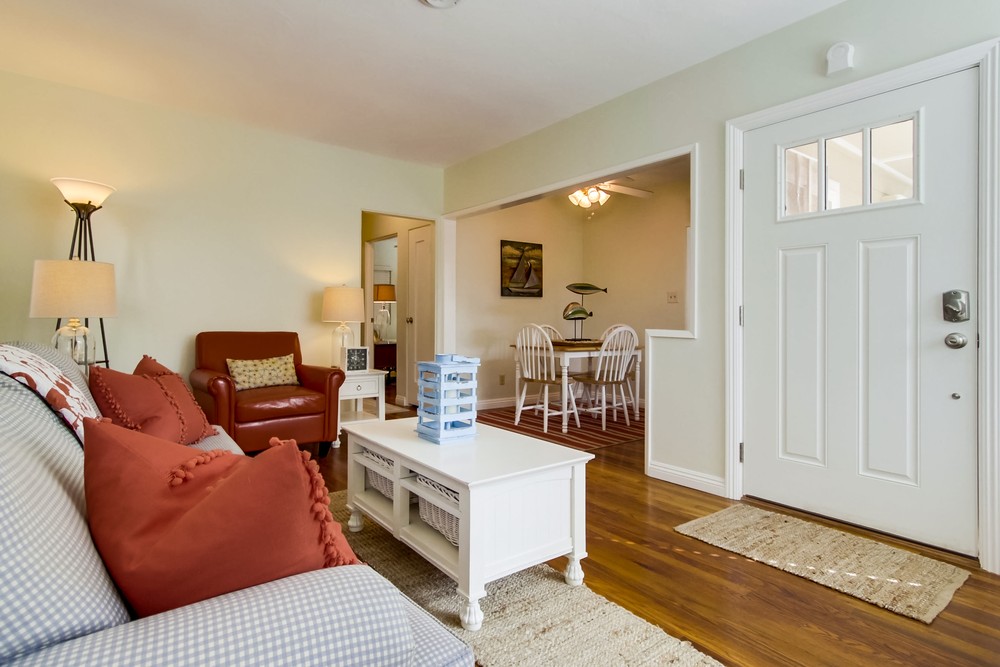 Virtual tour photo 11 of 82 for 814 Manhattan Ct