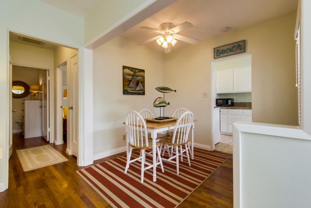 Virtual tour photo 15 of 82 for 814 Manhattan Ct