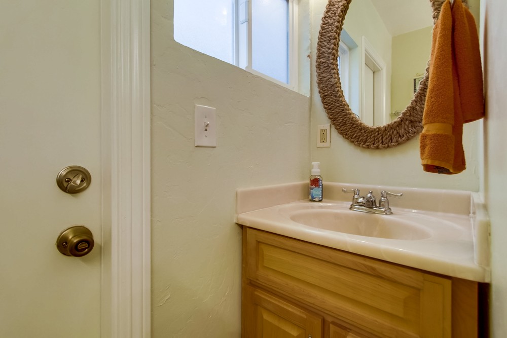 Virtual tour photo 22 of 82 for 814 Manhattan Ct