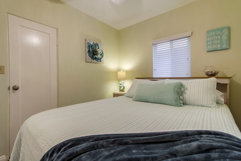 Virtual tour photo 29 of 82 for 814 Manhattan Ct