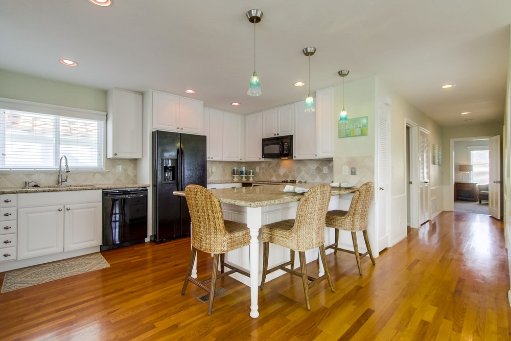 Virtual tour photo 43 of 82 for 814 Manhattan Ct