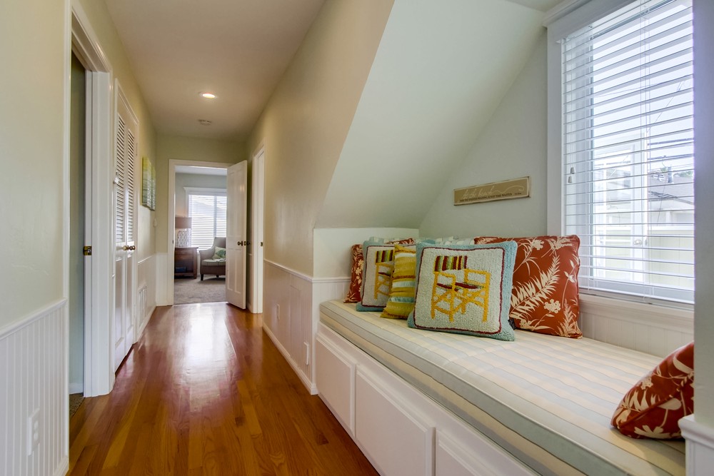 Virtual tour photo 49 of 82 for 814 Manhattan Ct