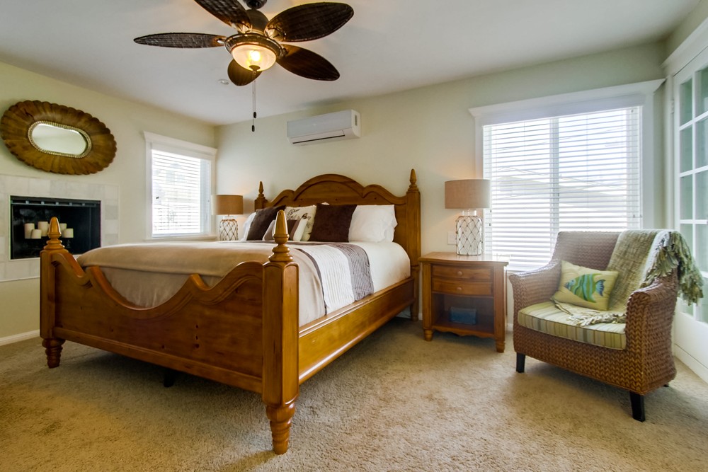 Virtual tour photo 50 of 82 for 814 Manhattan Ct