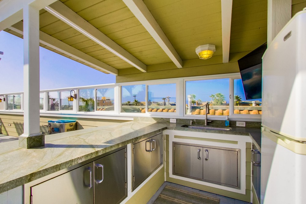 Virtual tour photo 68 of 82 for 814 Manhattan Ct