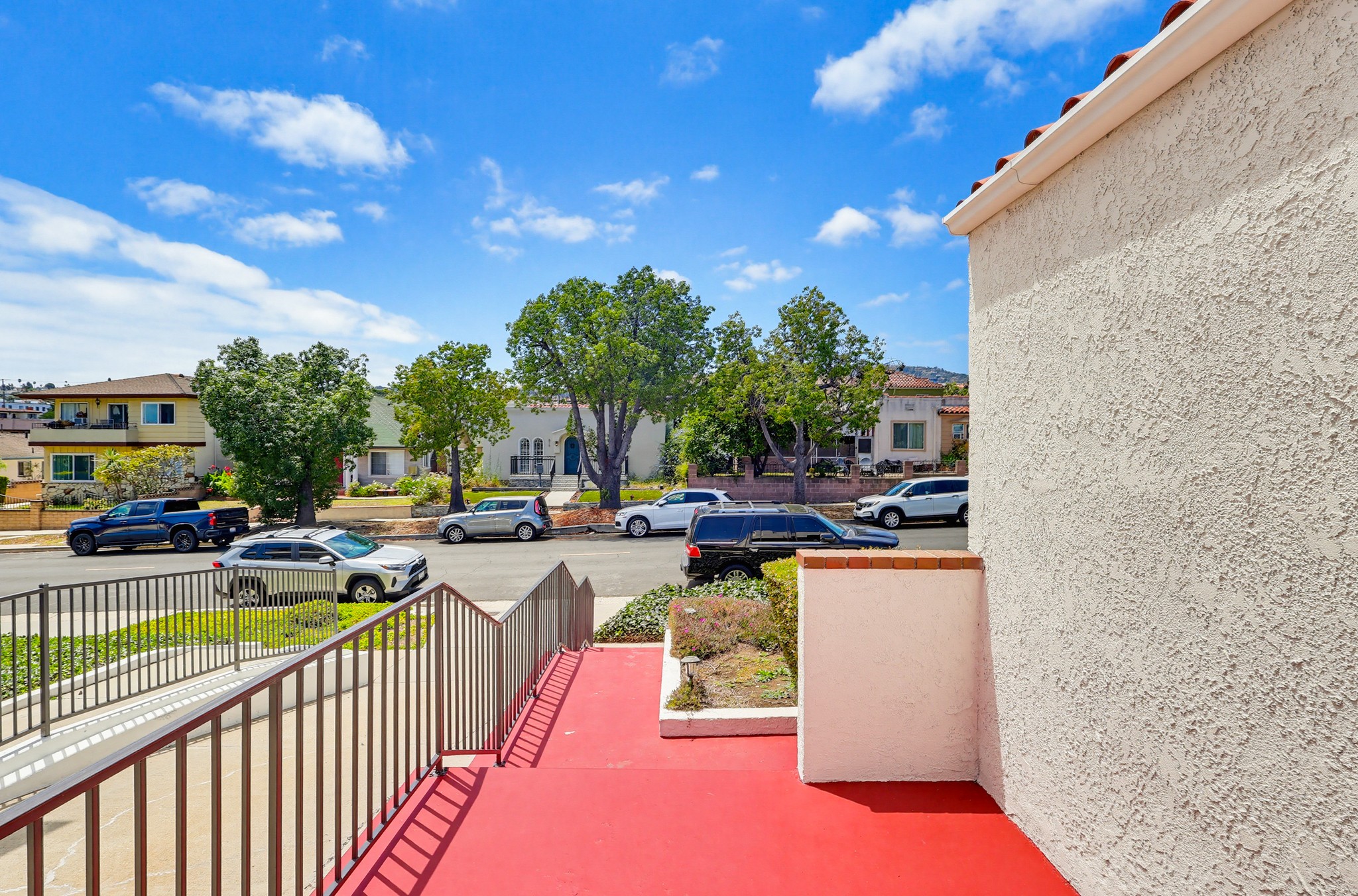 Virtual tour photo 7 of 59 for 814 S Alma St