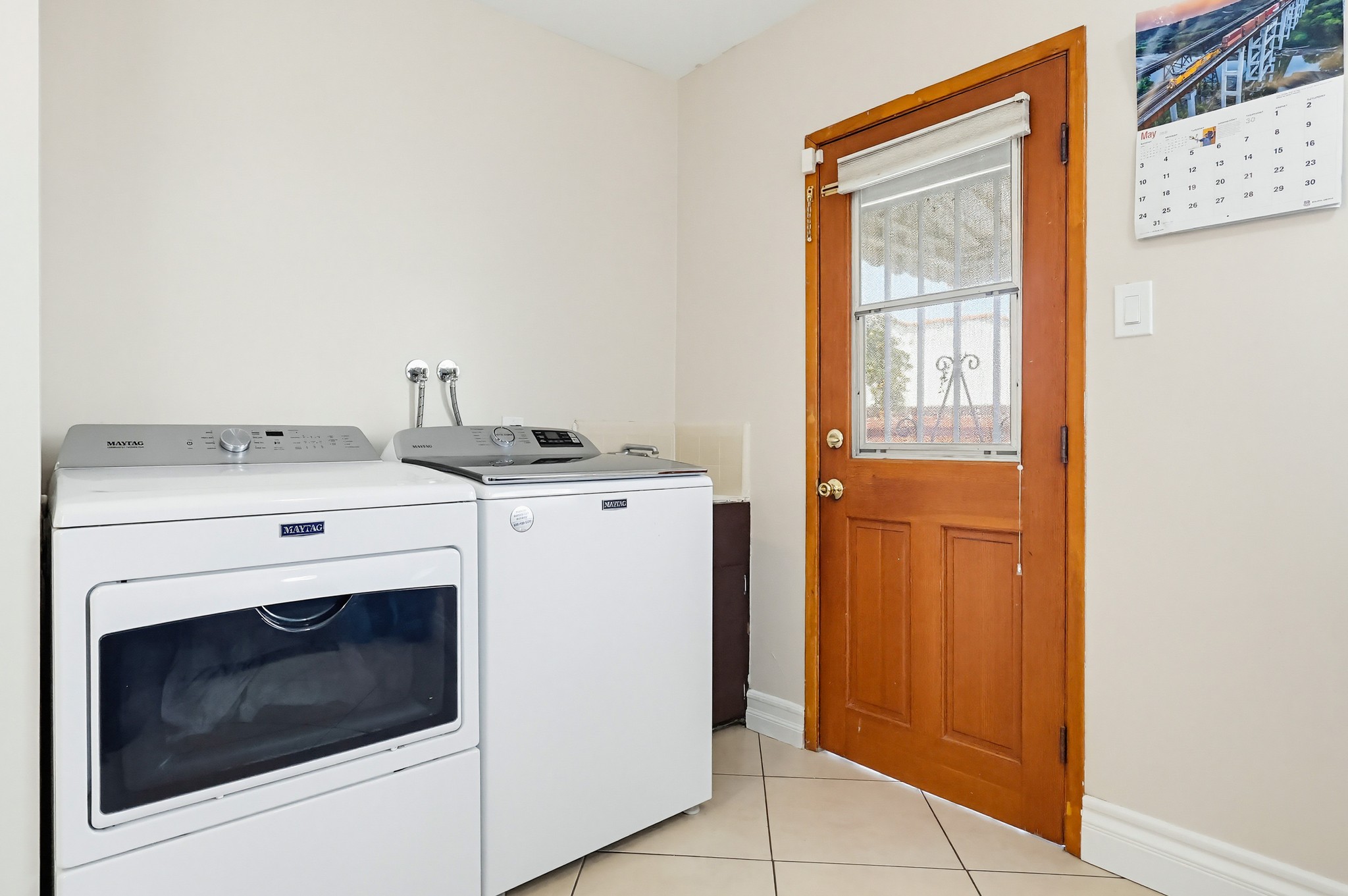 Virtual tour photo 29 of 59 for 814 S Alma St