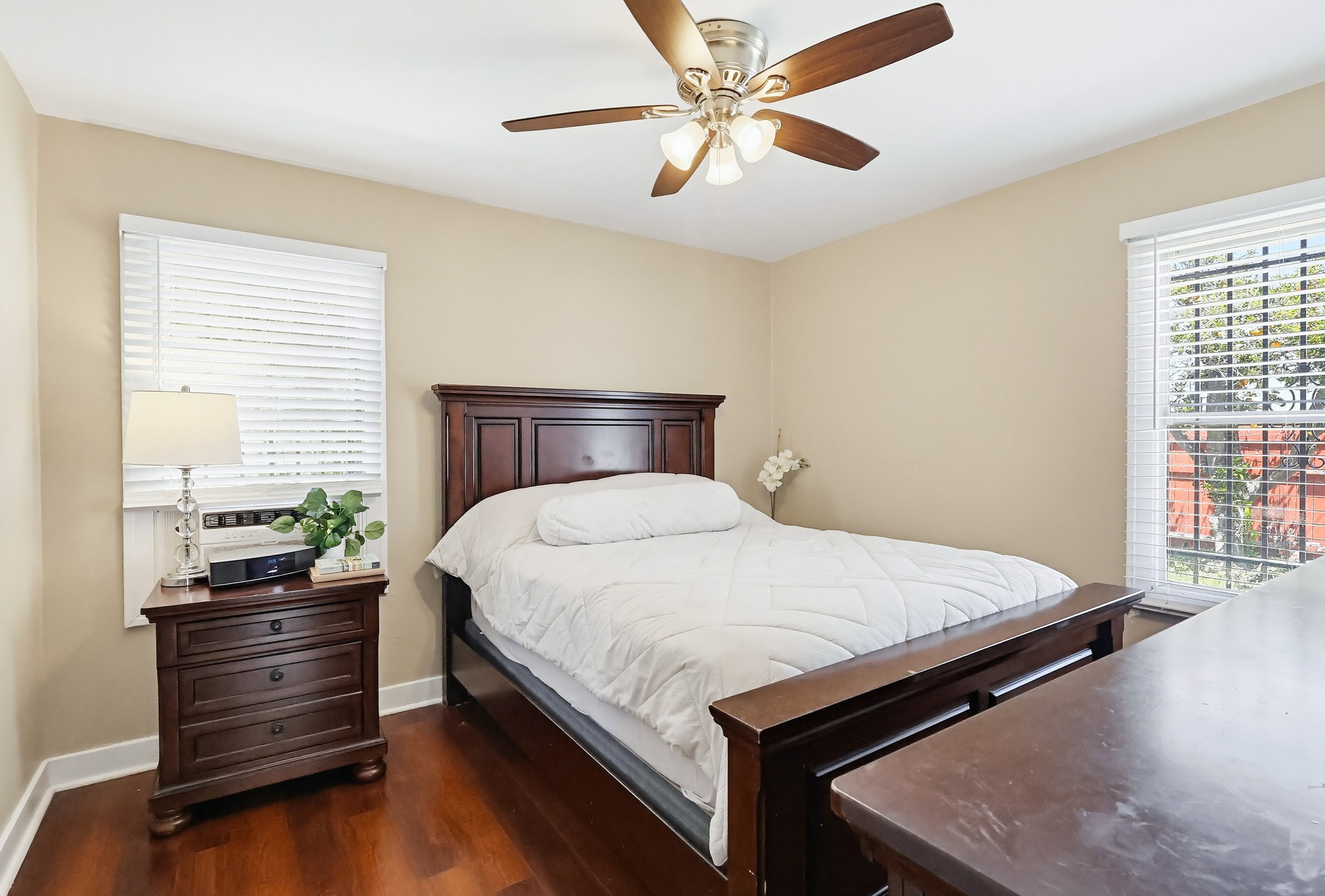 Virtual tour photo 40 of 59 for 814 S Alma St