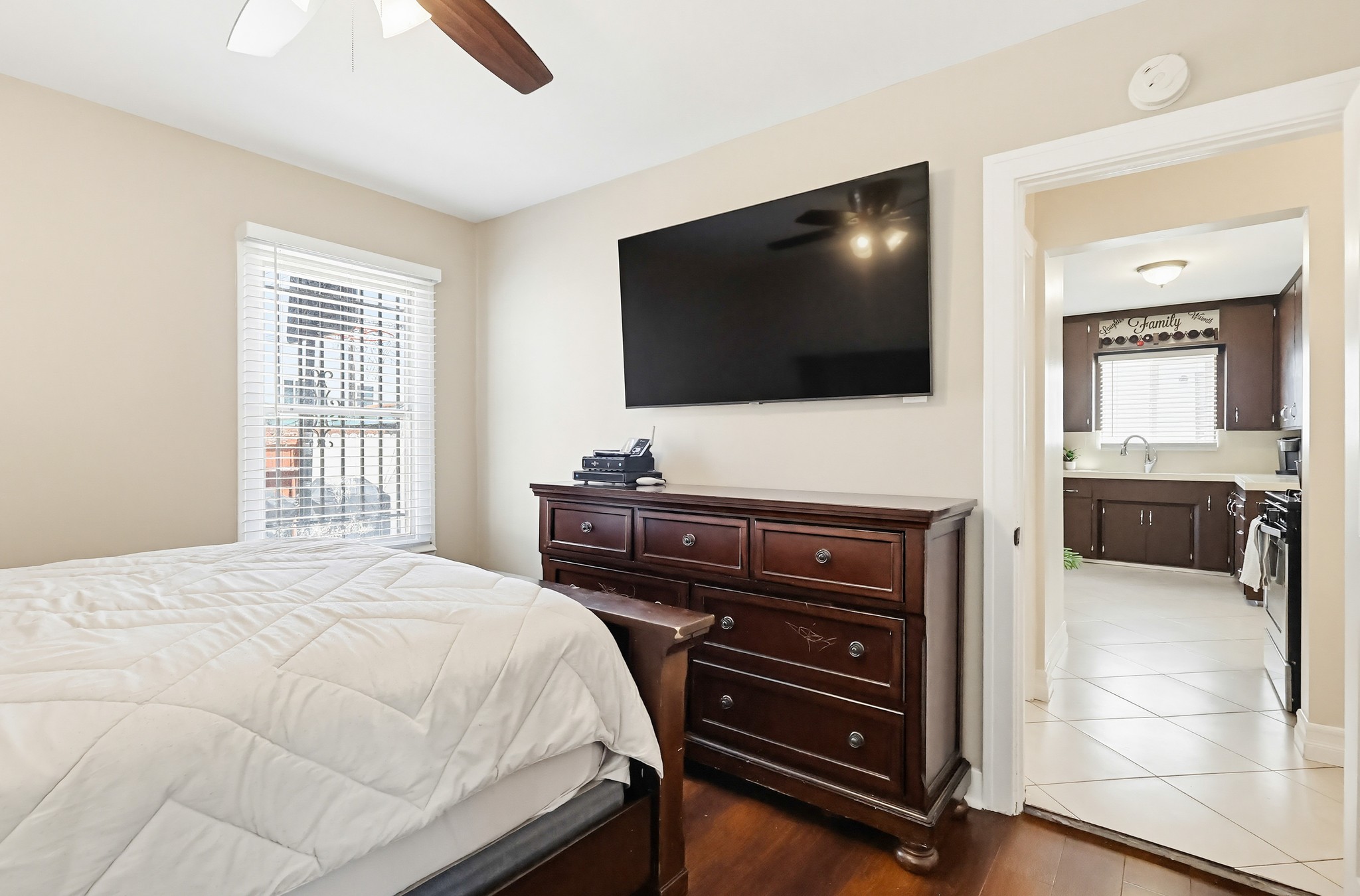 Virtual tour photo 41 of 59 for 814 S Alma St