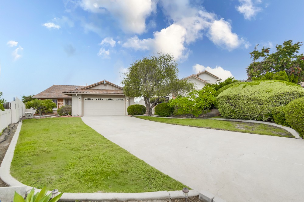 Virtual tour photo 3 of 61 for 8140 Dicenza Ln