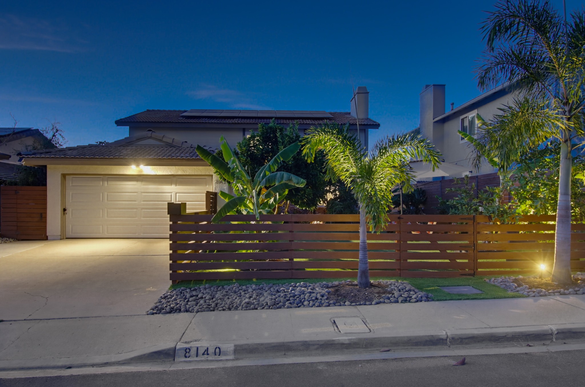 Virtual tour photo 1 of 114 for 8140 Hillandale Dr
