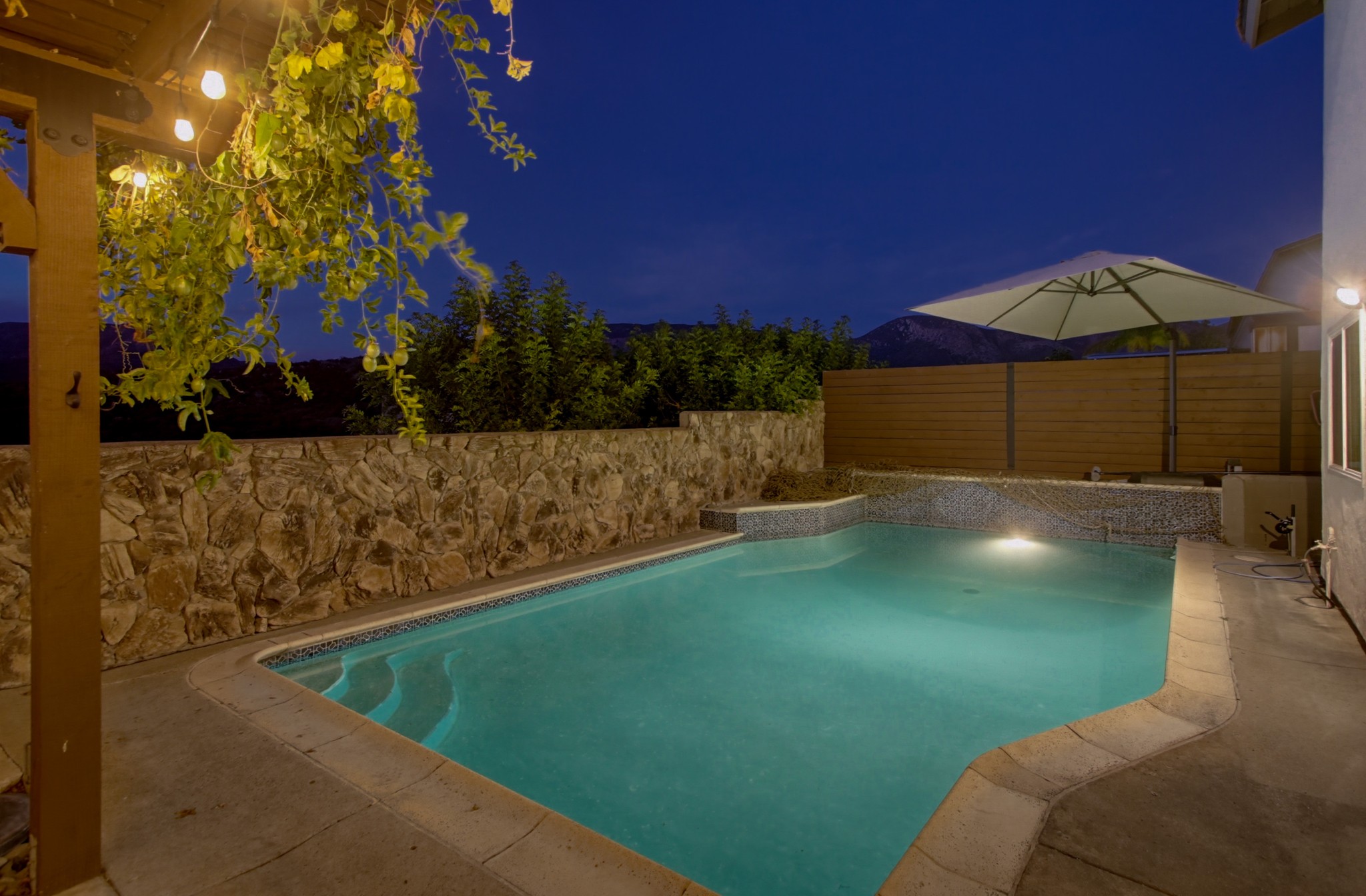 Virtual tour photo 8 of 114 for 8140 Hillandale Dr