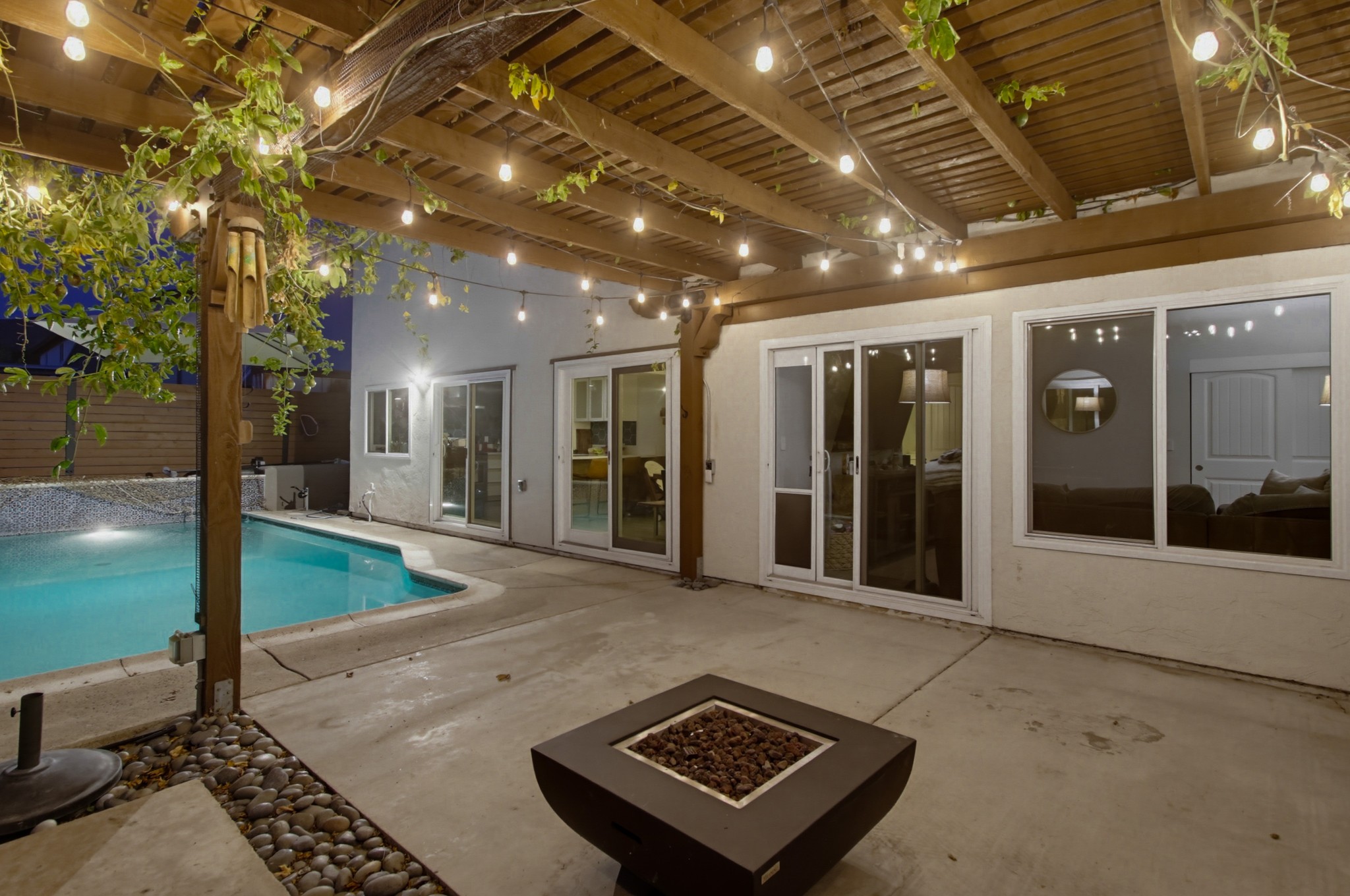 Virtual tour photo 17 of 114 for 8140 Hillandale Dr