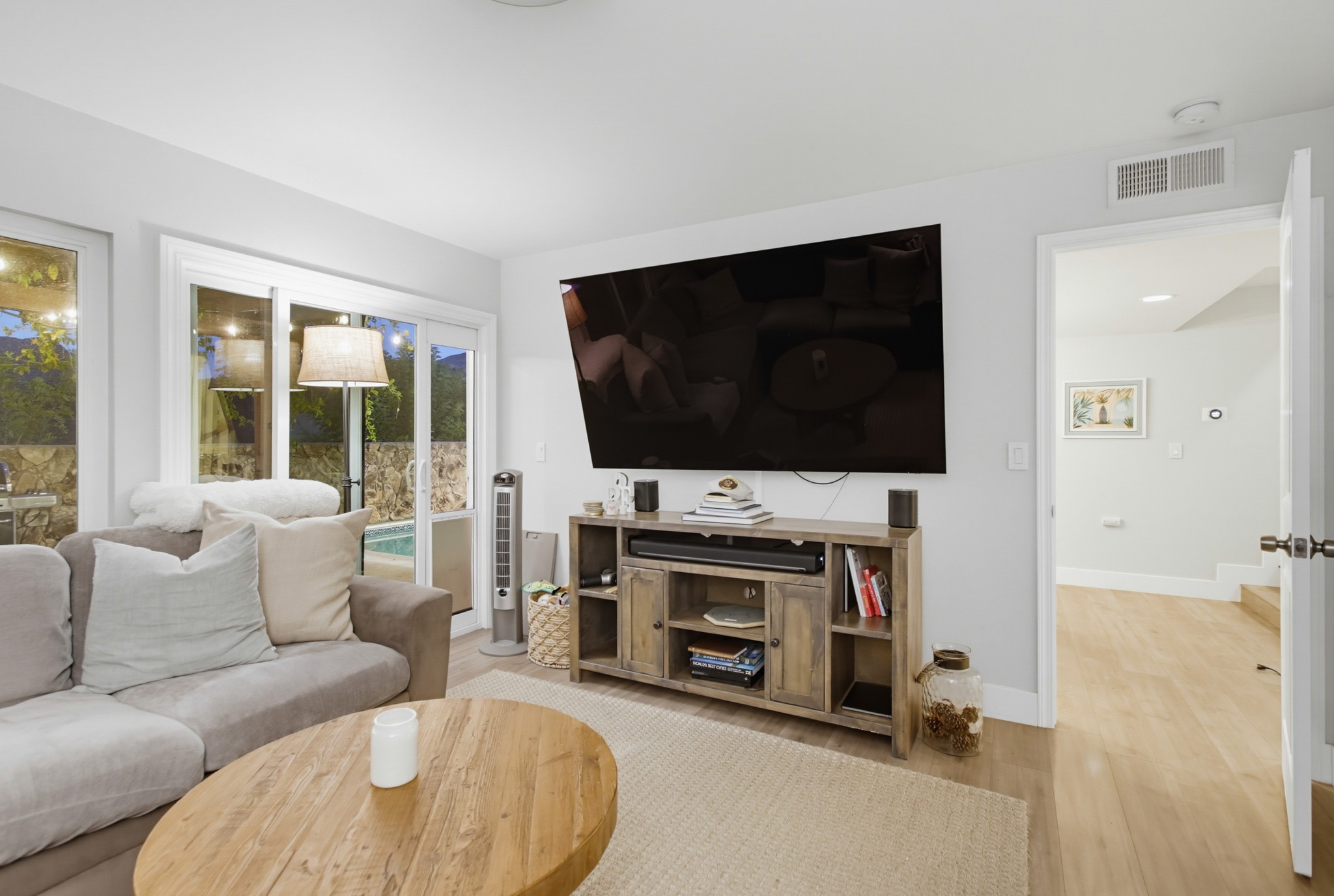 Virtual tour photo 28 of 114 for 8140 Hillandale Dr