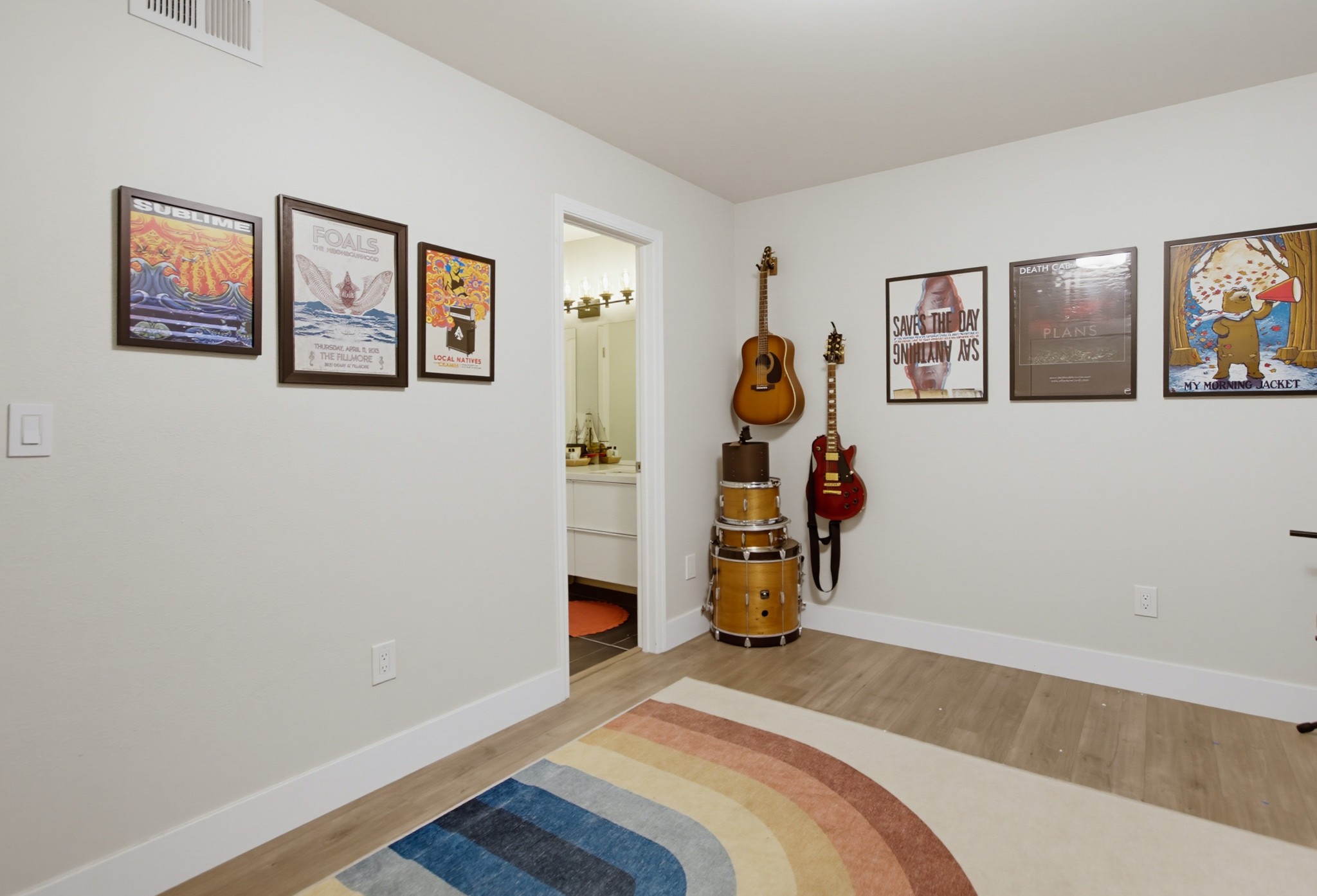 Virtual tour photo 48 of 114 for 8140 Hillandale Dr