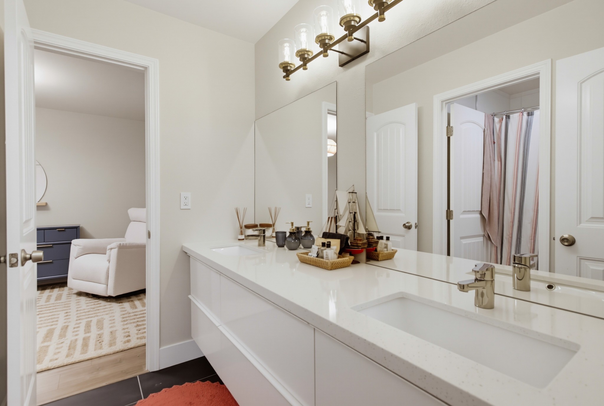 Virtual tour photo 51 of 114 for 8140 Hillandale Dr