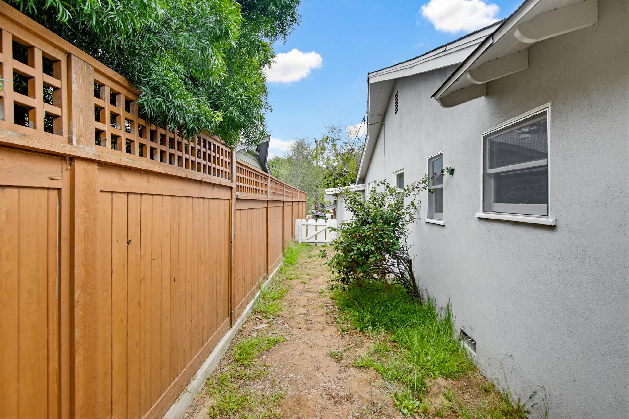 Virtual tour photo 33 of 43 for 815 Hermes Ave