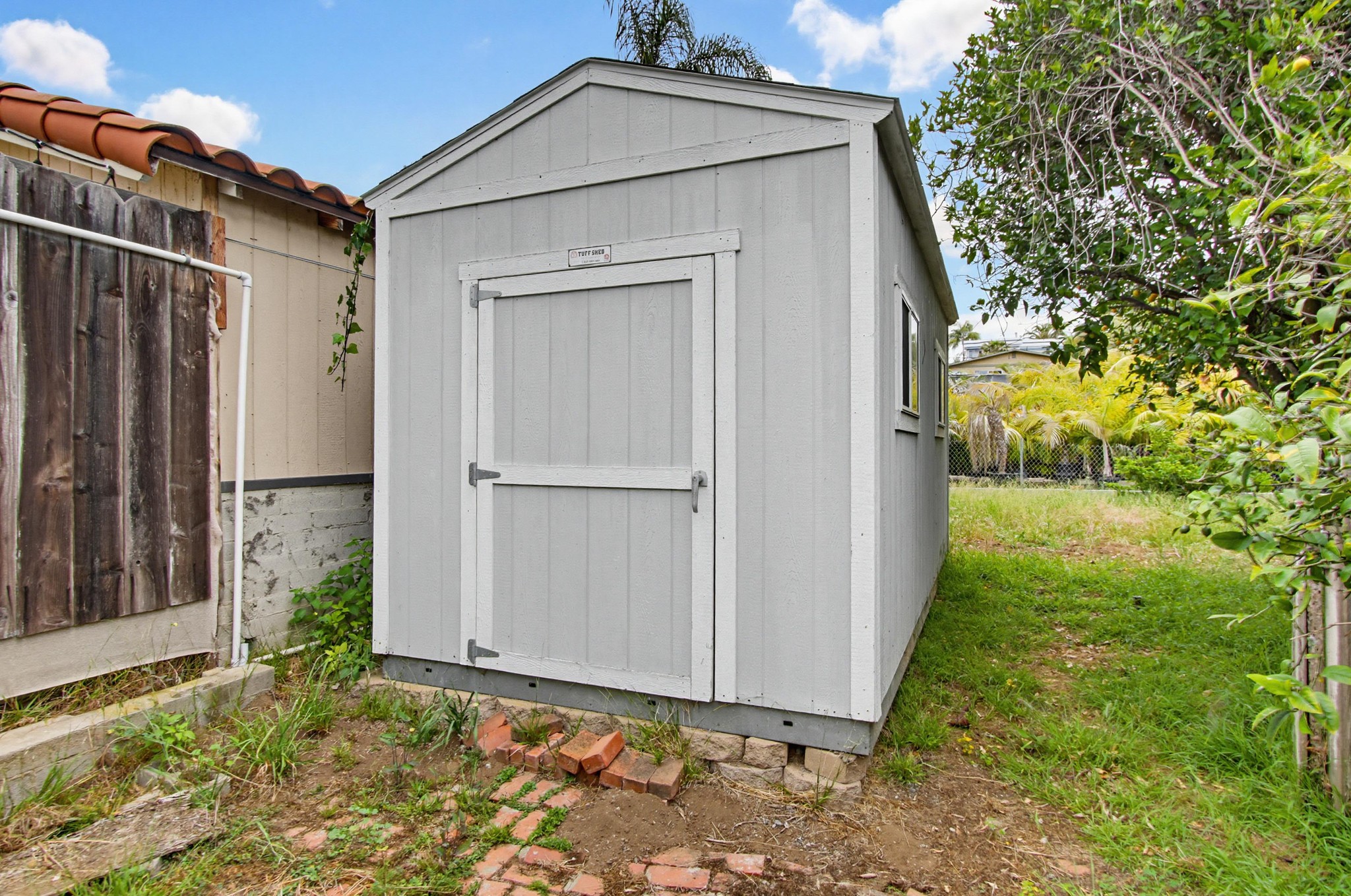 Virtual tour photo 39 of 43 for 815 Hermes Ave