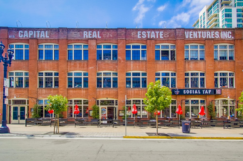 Virtual tour photo 1 of 42 for 815 J Street