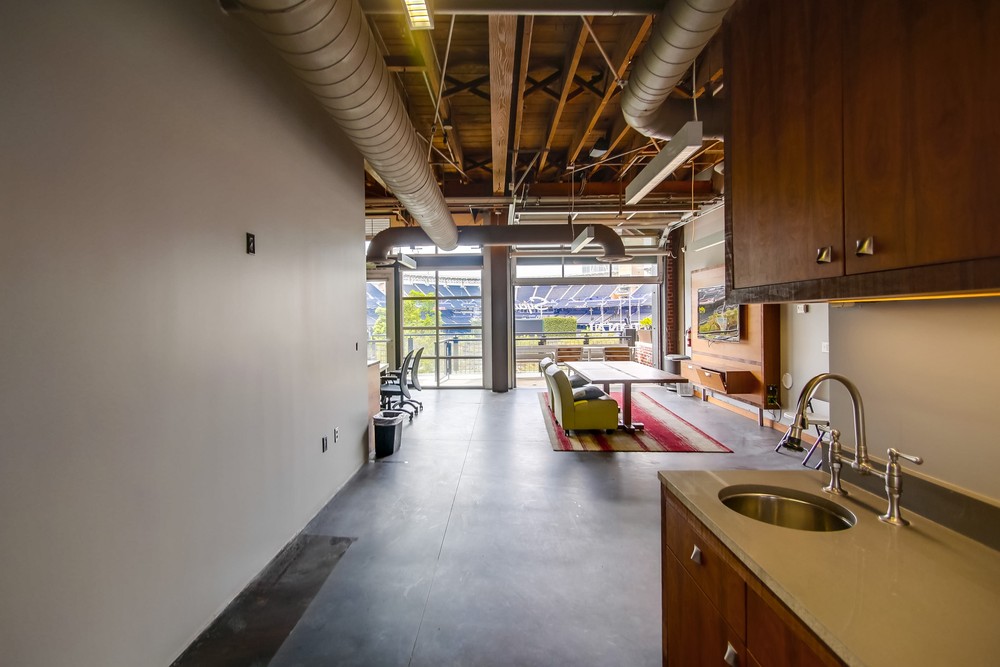 Virtual tour photo 6 of 42 for 815 J Street
