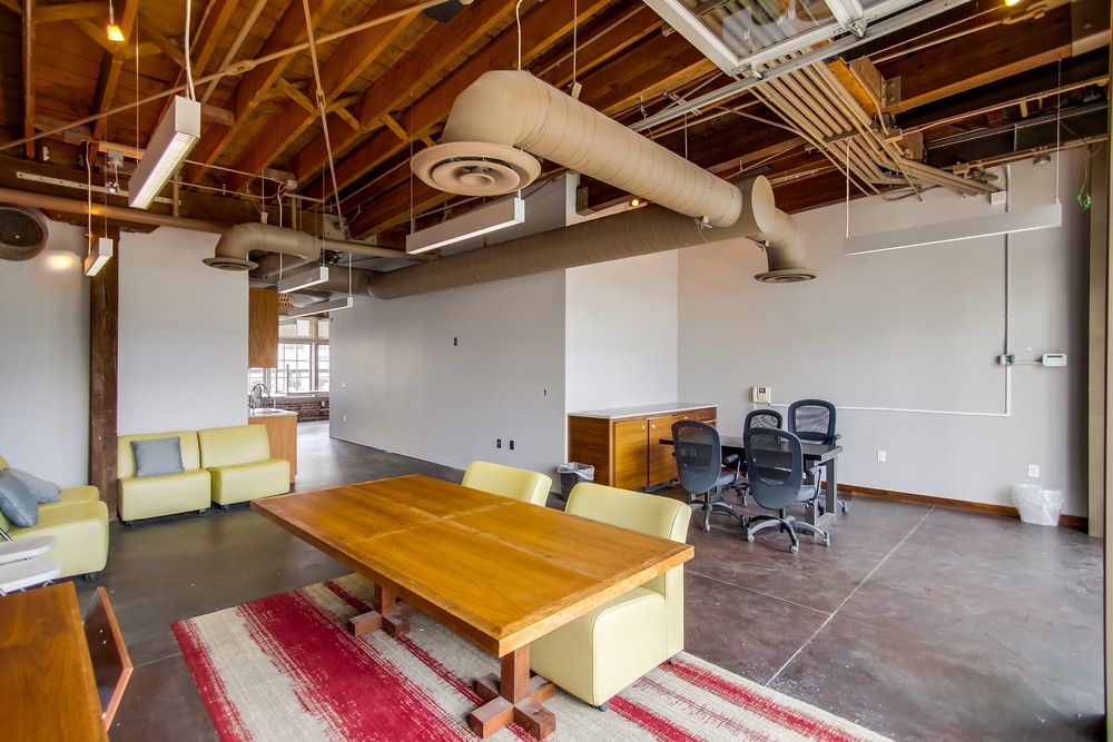 Virtual tour photo 14 of 42 for 815 J Street