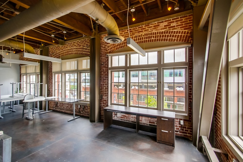 Virtual tour photo 22 of 42 for 815 J Street