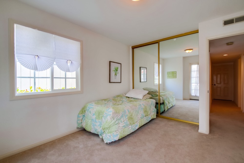 Virtual tour photo 33 of 56 for 815 Ormond Ct a