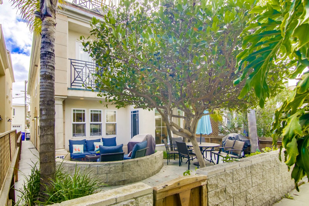 Virtual tour photo 4 of 52 for 815 Ostend Ct