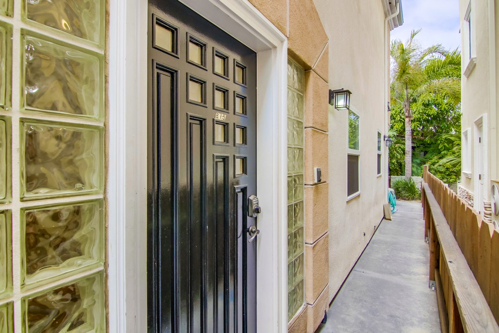 Virtual tour photo 8 of 52 for 815 Ostend Ct
