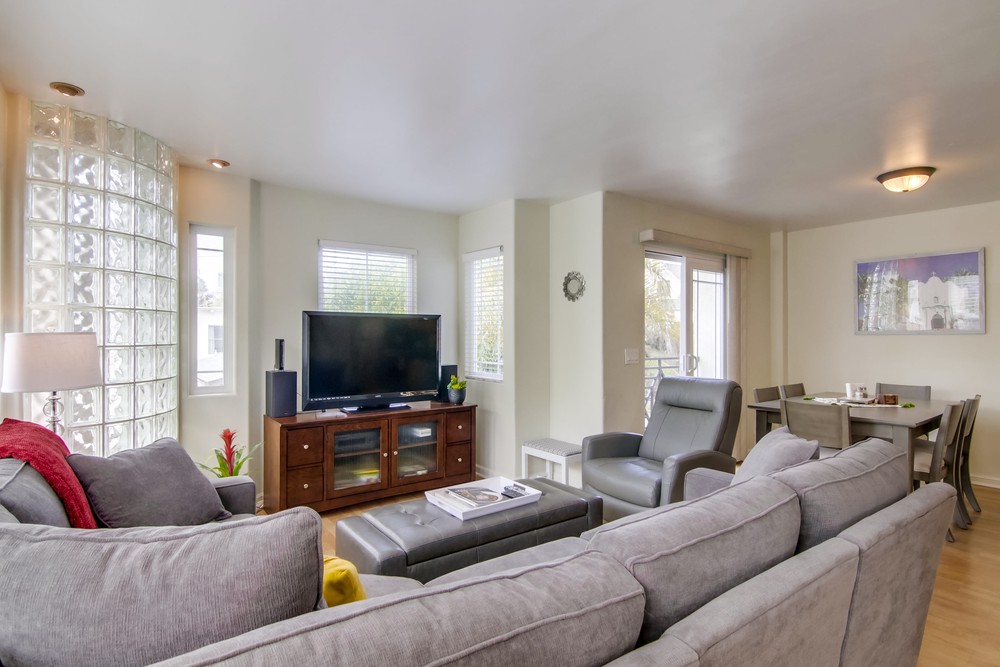 Virtual tour photo 12 of 52 for 815 Ostend Ct