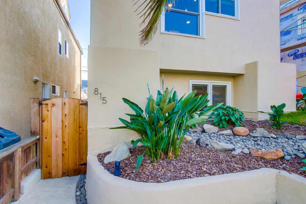 Virtual tour photo 4 of 39 for 815 Salem Ct