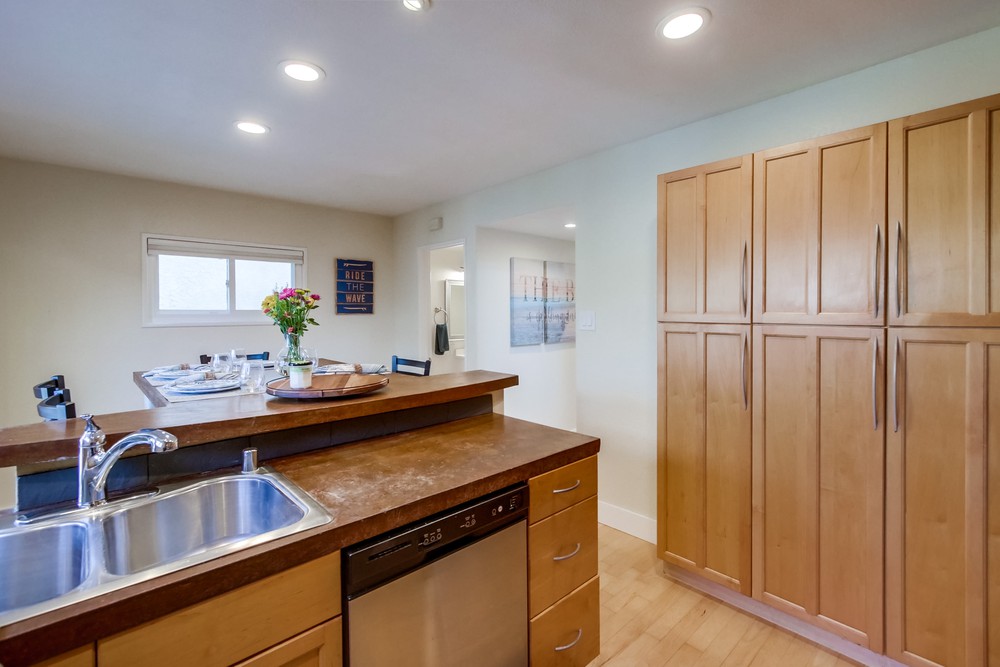 Virtual tour photo 19 of 39 for 815 Salem Ct