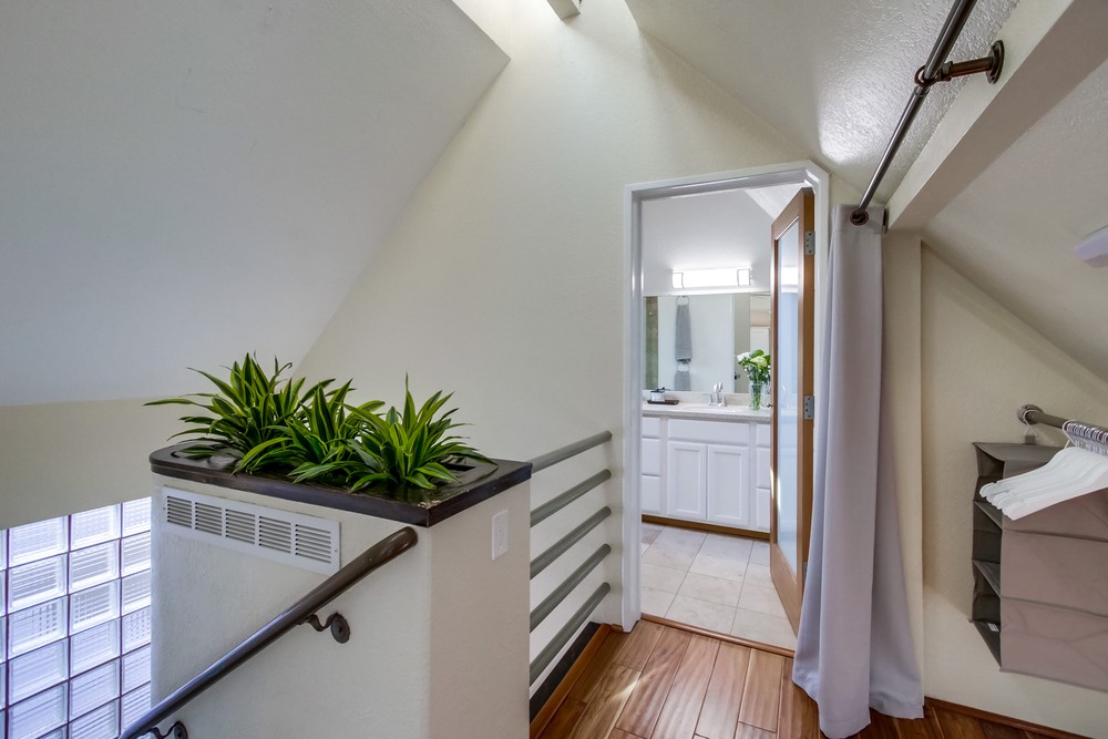 Virtual tour photo 27 of 39 for 815 Salem Ct
