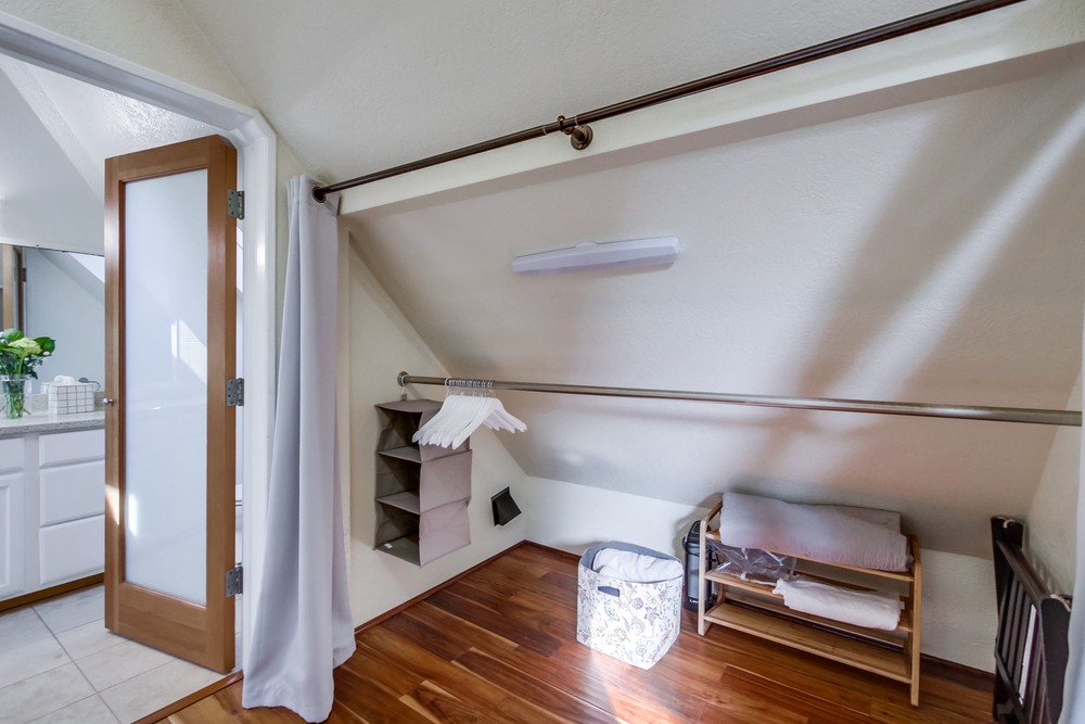 Virtual tour photo 28 of 39 for 815 Salem Ct