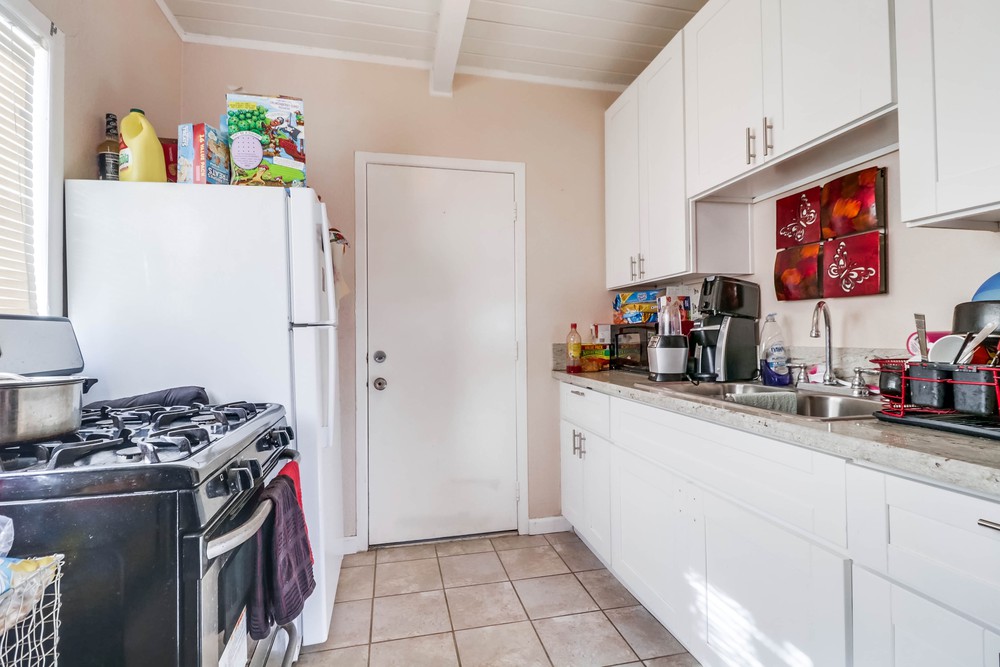 Virtual tour photo 8 of 27 for 8150 Dodie St #52