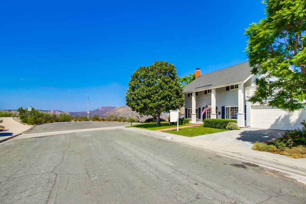 Virtual tour photo 1 of 60 for 8151 Hemingway Ave