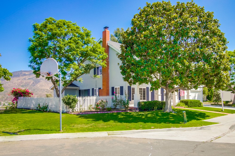 Virtual tour photo 4 of 60 for 8151 Hemingway Ave