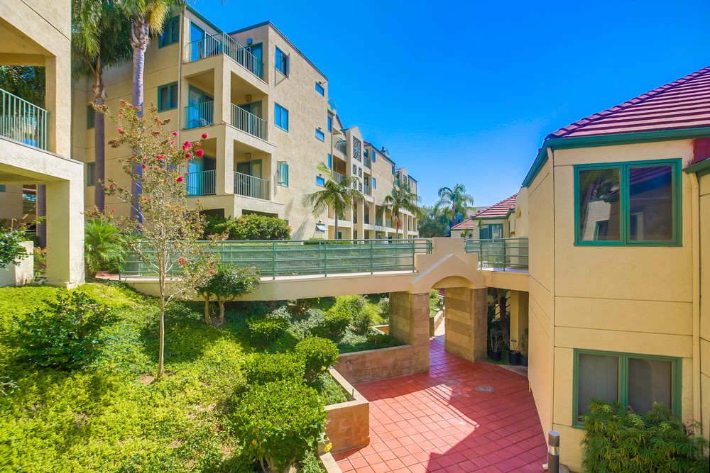Virtual tour photo 38 of 41 for 8158 Avenida Navidad APT 11