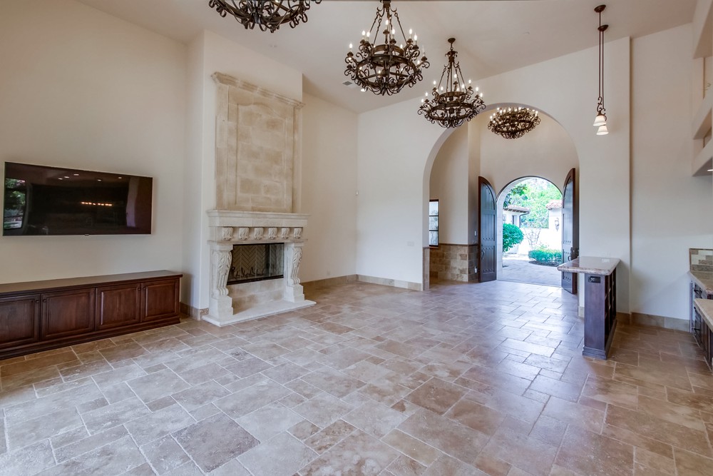 Virtual tour photo 17 of 122 for 8159 Doug Hill