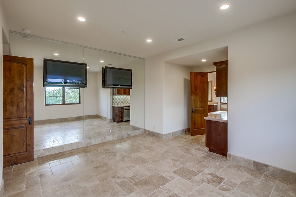 Virtual tour photo 53 of 122 for 8159 Doug Hill