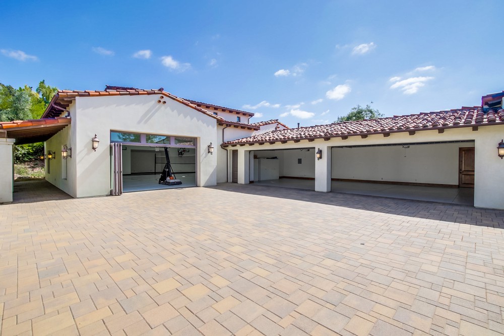 Virtual tour photo 118 of 122 for 8159 Doug Hill