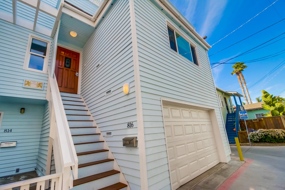 Virtual tour photo 4 of 45 for 816 Monterey Ct