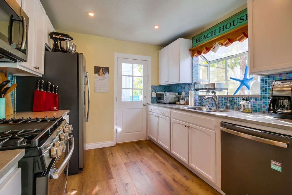 Virtual tour photo 15 of 45 for 816 Monterey Ct